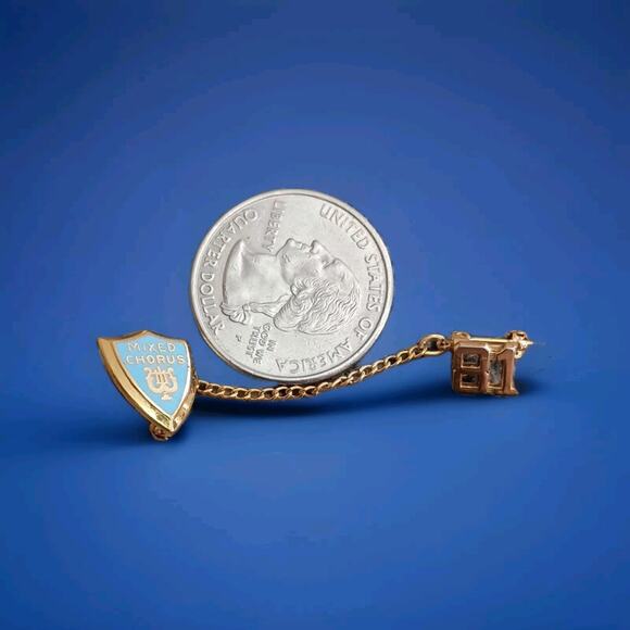 Vintage 1981 Mixed Chorus Lapel Pin / Tie Tack Pinback button choir high school - Picture 3 of 3